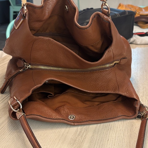 Elegant Coach Brown Leather Hobo Bag - Picture 5 of 9